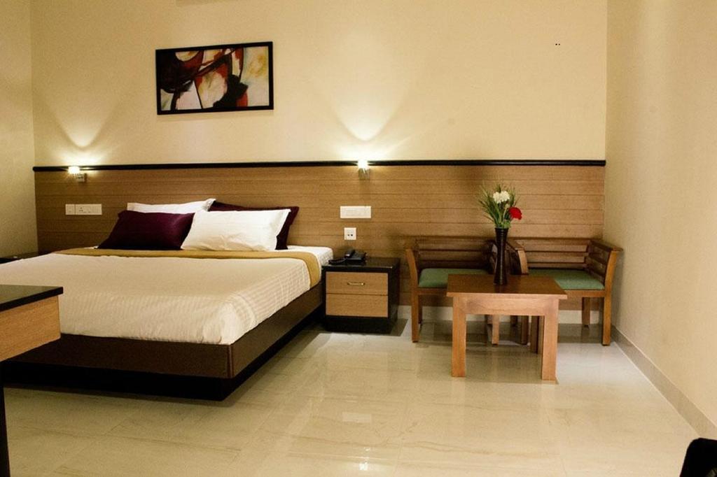 Kohinoor Hotels Erode Oda fotoğraf